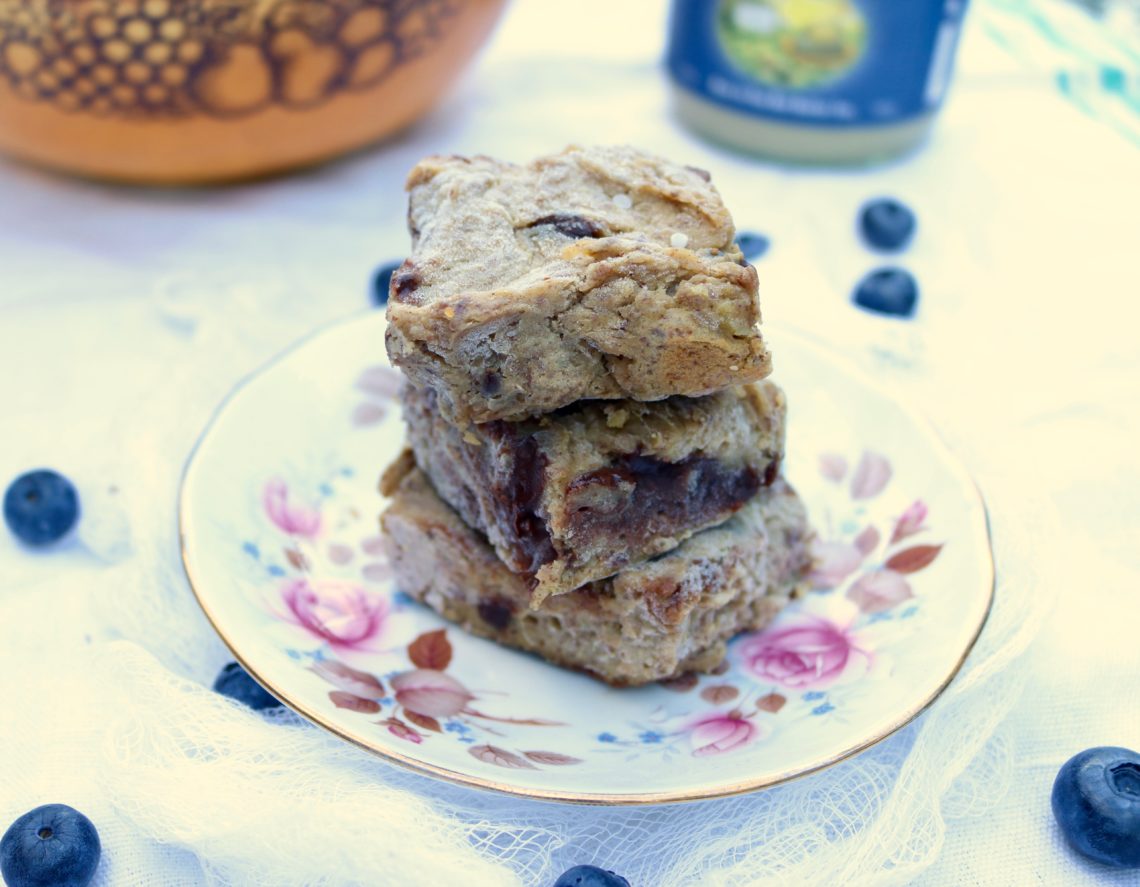 Sweet Potato Tahini Protein Bars. Gluten-free, grain-free and vegan.