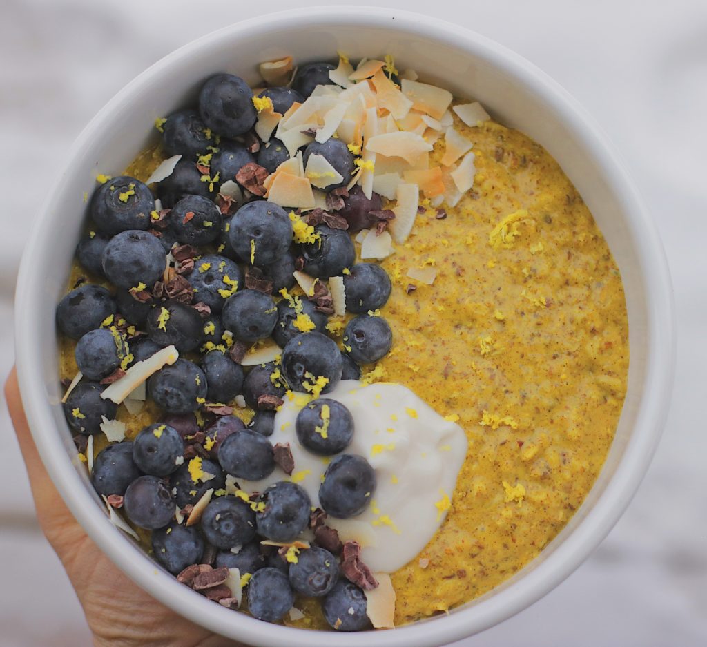 Lemon-Blueberry Turmeric Oatmeal - Turmeric Oatmeal has so many health benefits. But if you've ever tried "sneaking" it in to your favourite foods, you will find it is a pretty hard spice to hide... So today's recipe will show you how to hide that bitter taste and why you might want to start adding Turmeric to your diet today!