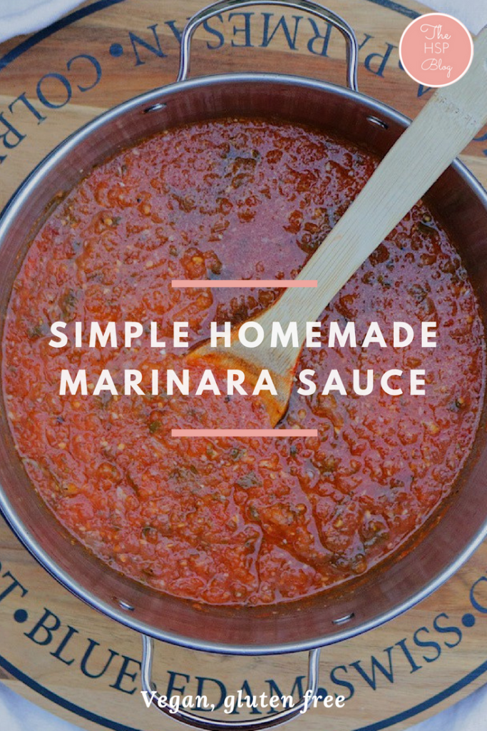 Simple homemade marinara sauce