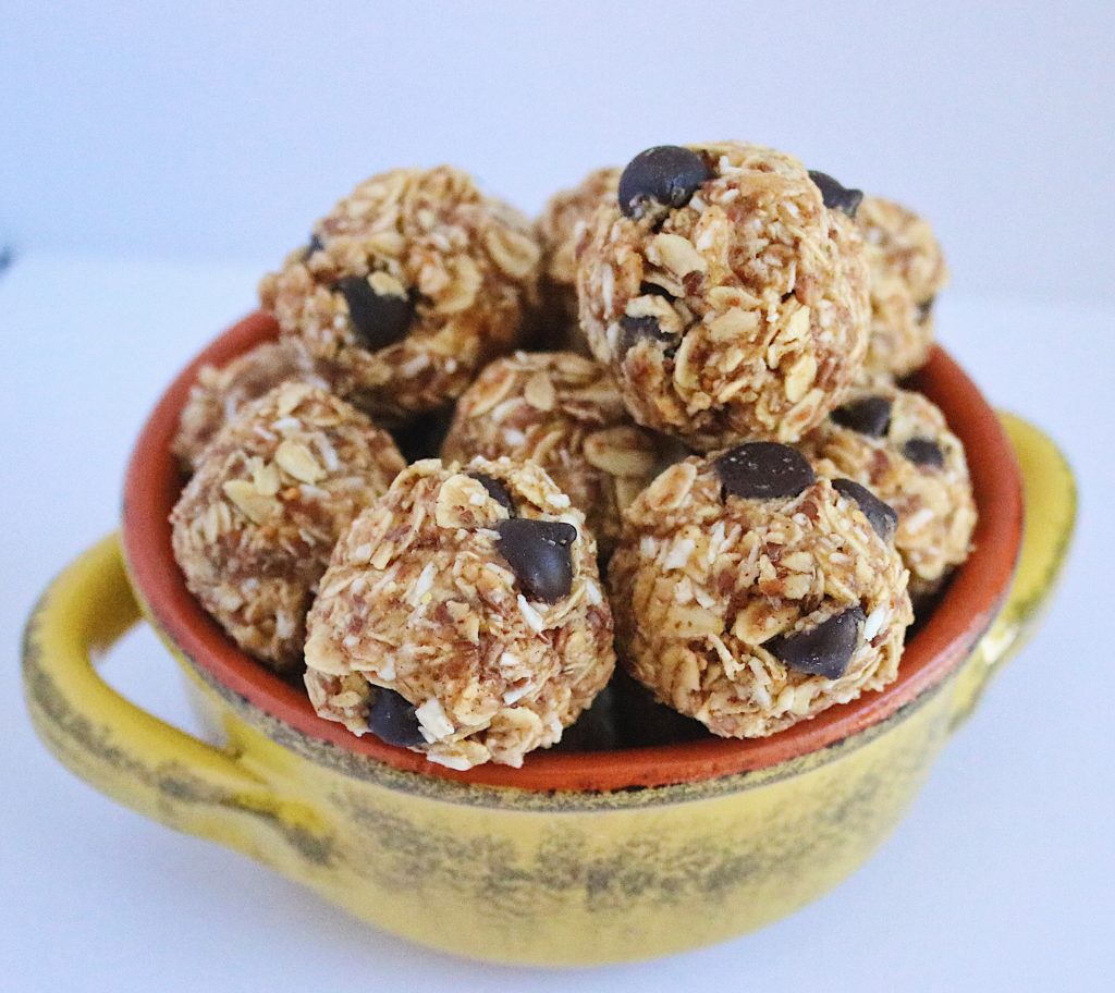 These healthy no-bake lactation balls are just as easy to make as they are to eat. Vegan and gluten-free. No brewers yeast required!