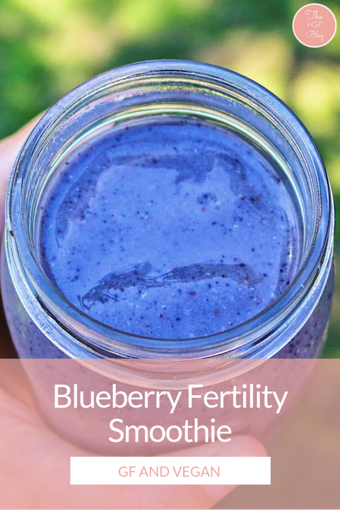 This simple fertility smoothie doesn't include any fancy ingredients but is based on what your body needs like healthy fats, and fruits and veggies.
