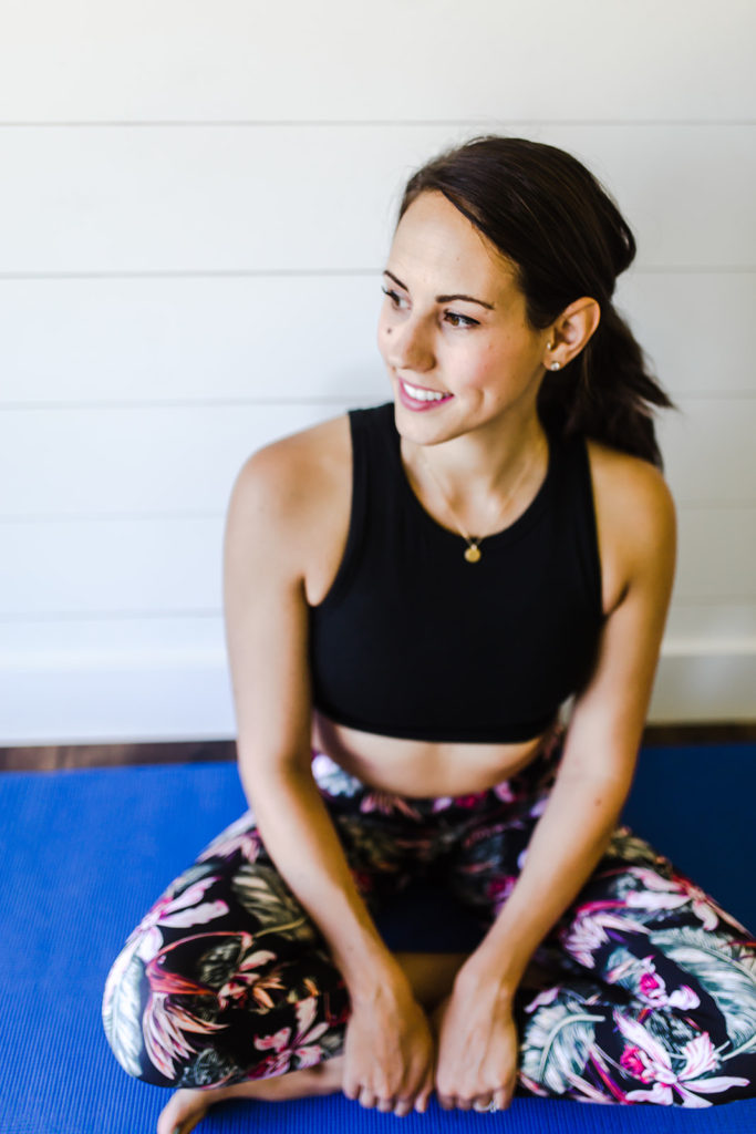 Can you lose weight and still have a healthy relationship with food and your body? Yes! healthy weight loss is possible and I am going to tell you how.